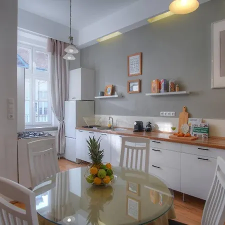 Apartment Castlehill1011- Free Parking And Ac By Fishermans Bastion